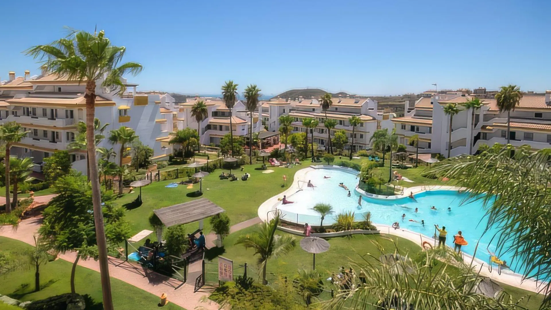 Beautifull Penthouse At Calanova Golf Apartment Malaga